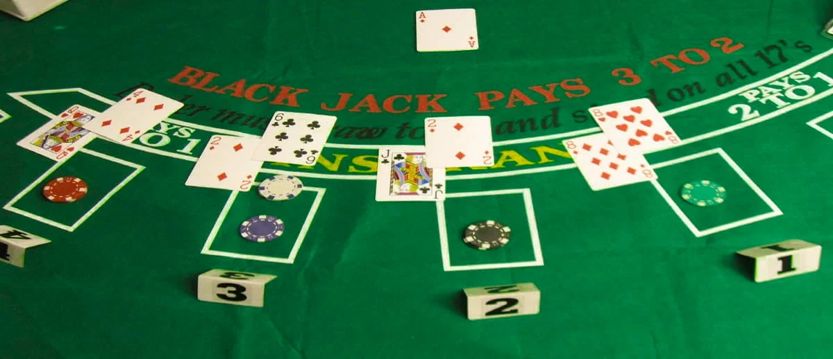 Mesa de layout de blackjack